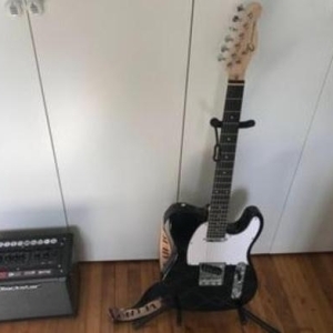 Eastone Guitare électrique + ampli Balckstar - Kit Débutant