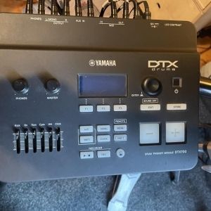 Yamaha Batterie DTX700