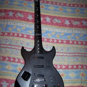 Bond RARE guitare élèctra