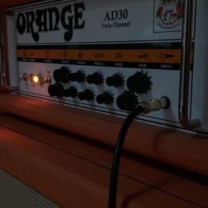 Orange Ampli + baffle