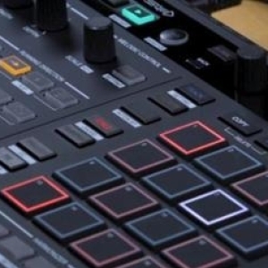 Pioneer DJ TORAIZ SQUID Multitrack Sequencer