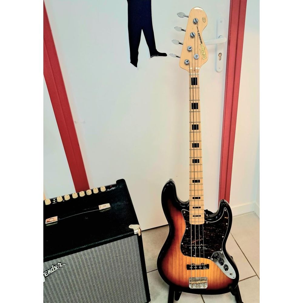 Vintage Kit guitare basse V96 + ampli Fender