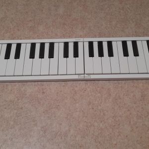 Piano pliable