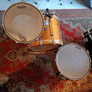 Signia Premier Maple Topaz 22" 13" 16"