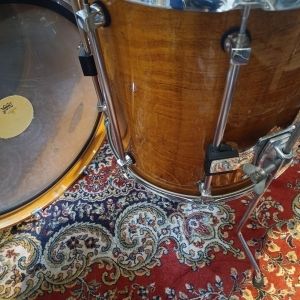 Signia Premier Maple Topaz 22" 13" 16"