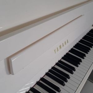 Yamaha Piano droit B1 blanc