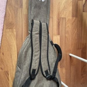 Yamaha Guitare CGS102A