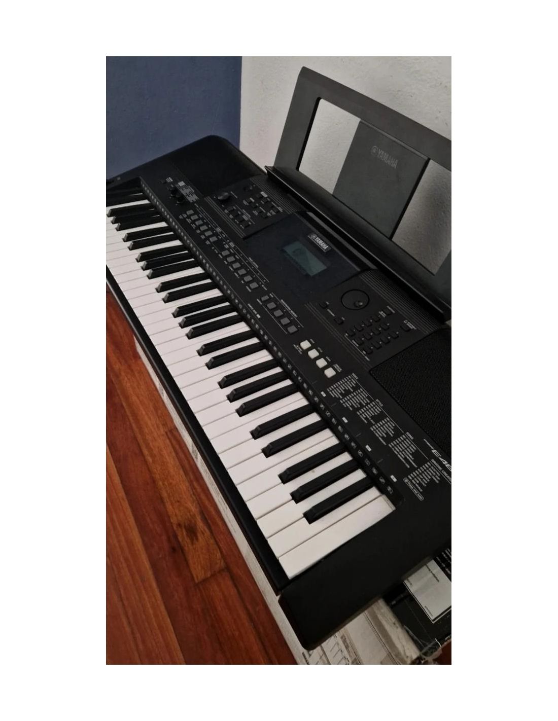 Keyboard Yamaha PSR 463 mit fashion Bank und Ständer