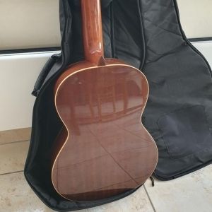 Alhambra GUITARE 2C