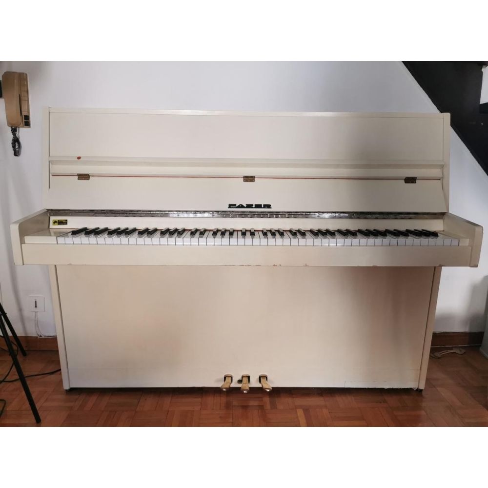 Fazer Piano droit 108