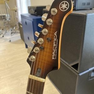 Yamaha Guitare électrique Pacifica 611 V FM TBS