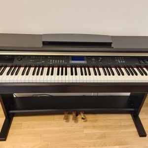 Yamaha Piano YDP-V240