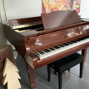 Yamaha PIANO ACOUSTIQUE QUART DE QUEUE G2 NIPPON GAKKI