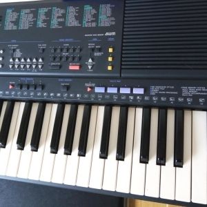 Ketron YAMAHA PSR500 - arrangeur 61 touches