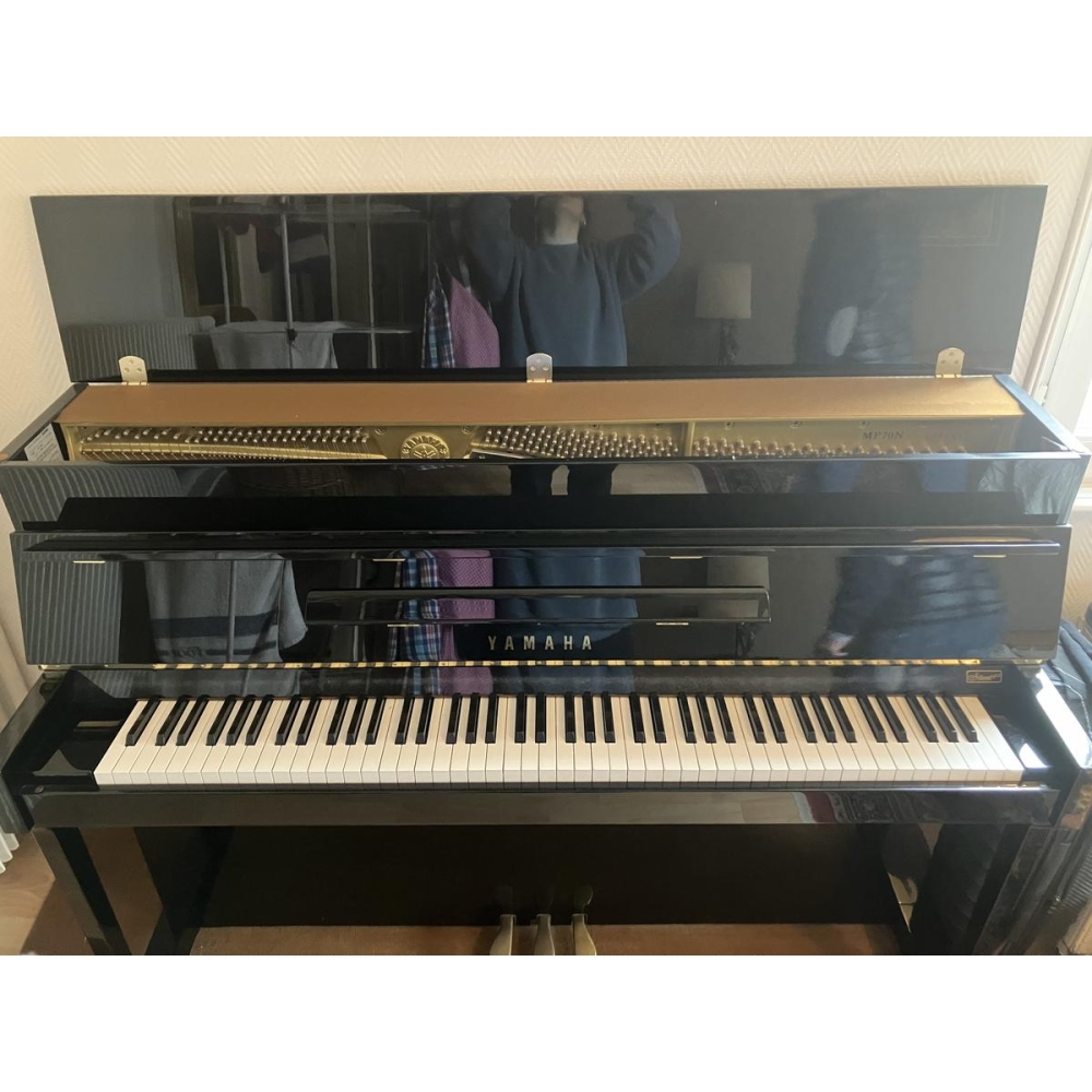 Yamaha Piano MP70 N Silent