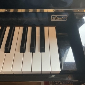 Yamaha Piano MP70 N Silent