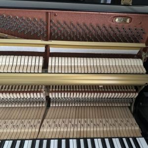 PIANO SCHIMMEL 115 laqué noir + tabouret