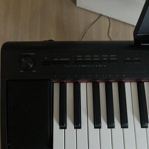 Piano Numérique Yamaha NP-12