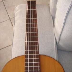 Guitare Classique toute massive luthier inconnu