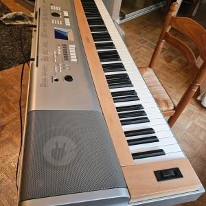 Yamaha Piano numérique DGX-620