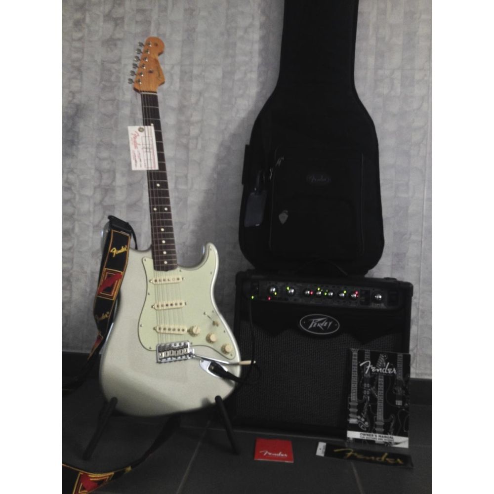 Pack Fender Sratocaster + Ampli