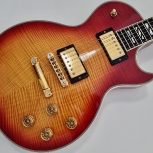 Gibson  Les Paul Supreme 2004 Heritage