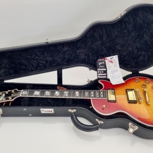 Gibson  Les Paul Supreme 2004 Heritage