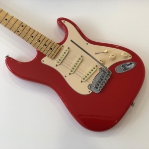G&L Legacy USA 2015 Red