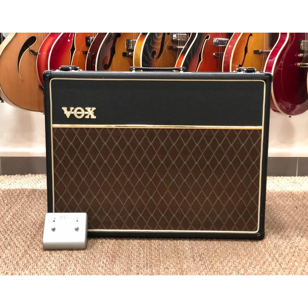 AmpliVox Vox AC30CC2 Custom Classic Guitar Combo 2005 - 2010