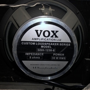 AmpliVox Vox AC30CC2 Custom Classic Guitar Combo 2005 - 2010