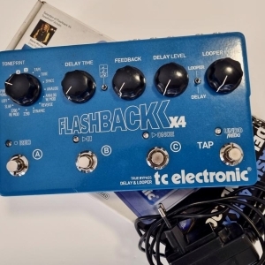 TC Electronic Flashback X4 Delay & Looper 2011