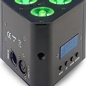 STAGG Wash triangulaire équipé de 3 LED RGBW (4 en 1) de 4 watts