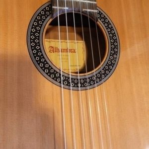 Guitare Alhambra 1C