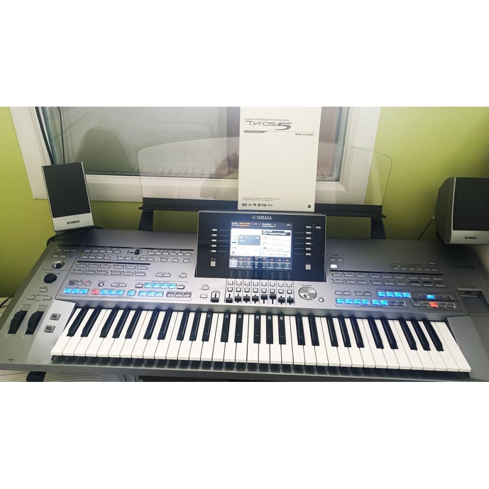 Yamaha TYROS 5