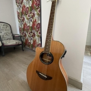 Yamaha Guitare électro-acoustique APX700 L Gaucher