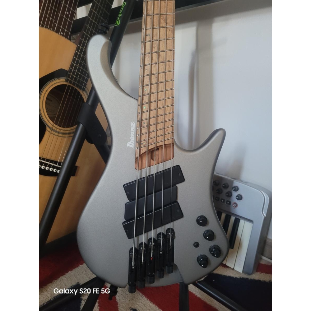 Basse Ibanez EHB1005SMS