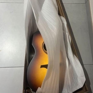 Guitare Lag Tramontane