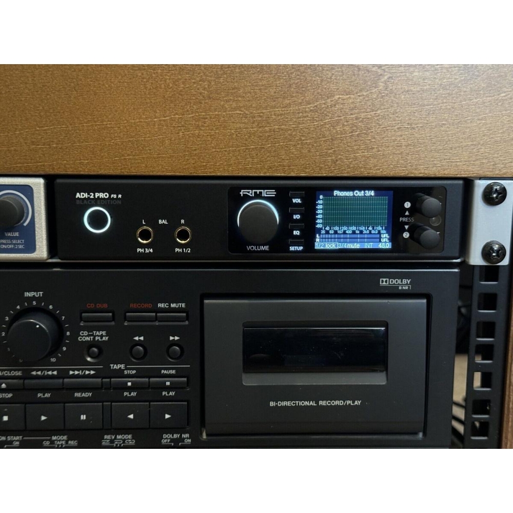 RME ADI-2 Pro FS R édition noire - interface audio USB et amplificateur casque