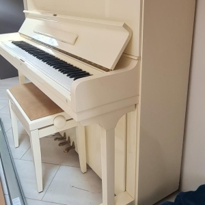 Piano droit SU118 SAMICK avec sa banquette