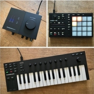 Ensemble Native Instruments (Komplete Audio 2, Komplete Kontrol M32, Maschine Mikro MK3, Expansions, Plugins)