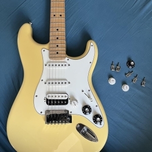 Fender Stratocaster Player HSS