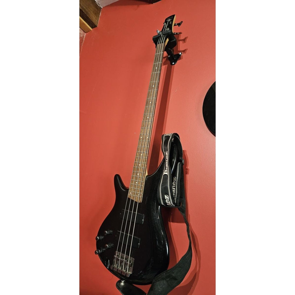 Basse gaucher Ibanez SR300L