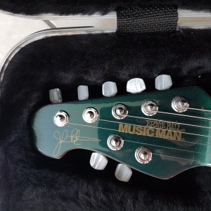 Music Man John Petrucci 7 LH Mystic Dream