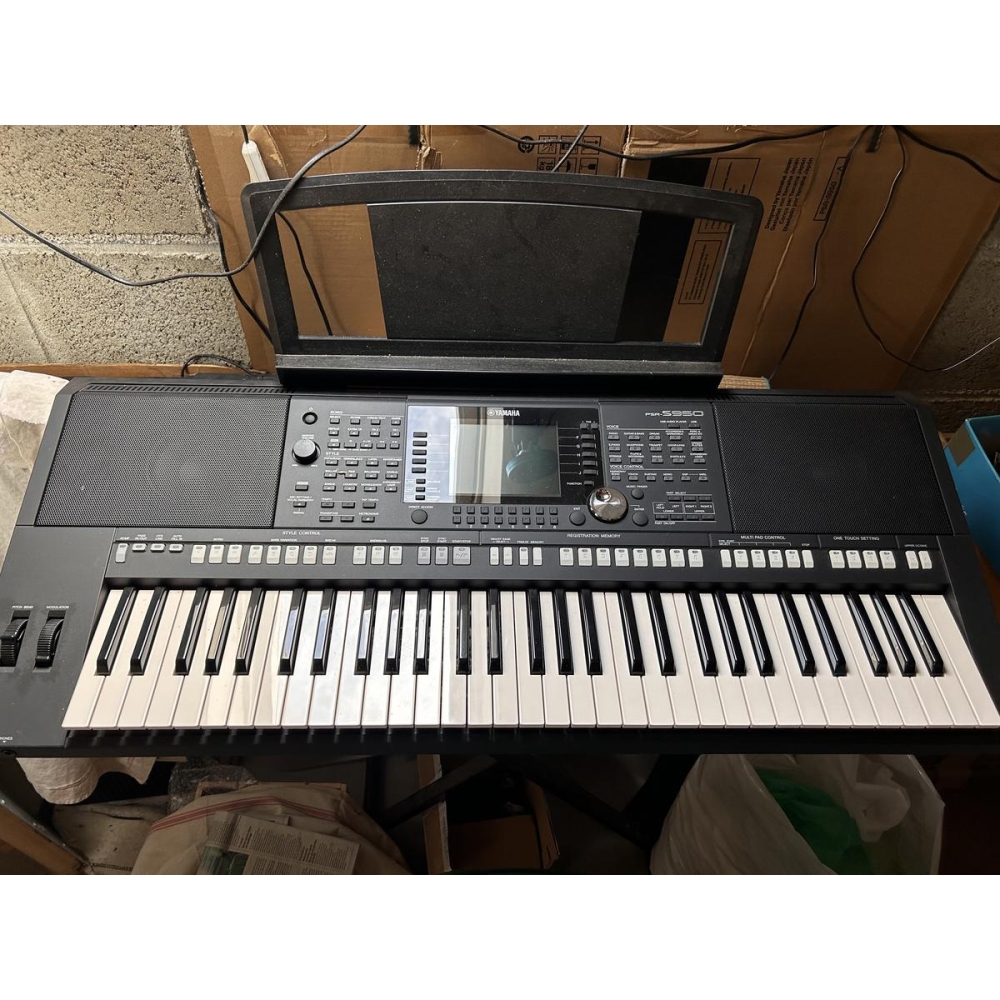 Yamaha PSR-S950