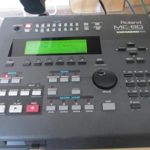 Roland MC-80 EX