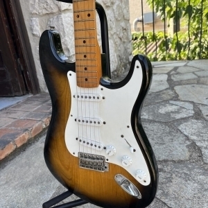 Fender Stratocaster 40th Anniversary