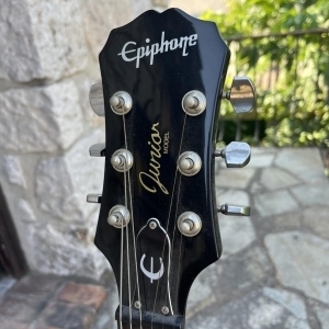 Epiphone Junior The Hulk signée par Stan Lee