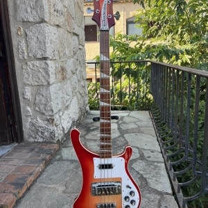 Rickenbacker 4003