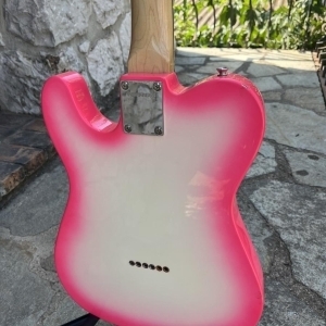 Fernandes Tele pink burst