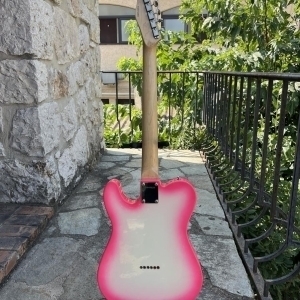 Fernandes Tele pink burst